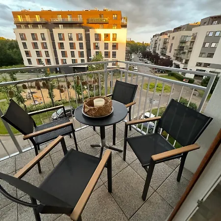Apartament Lux Nowe Ogrody 1 Poznan 24H Meldowanie Lotnisko Targi Exterior foto