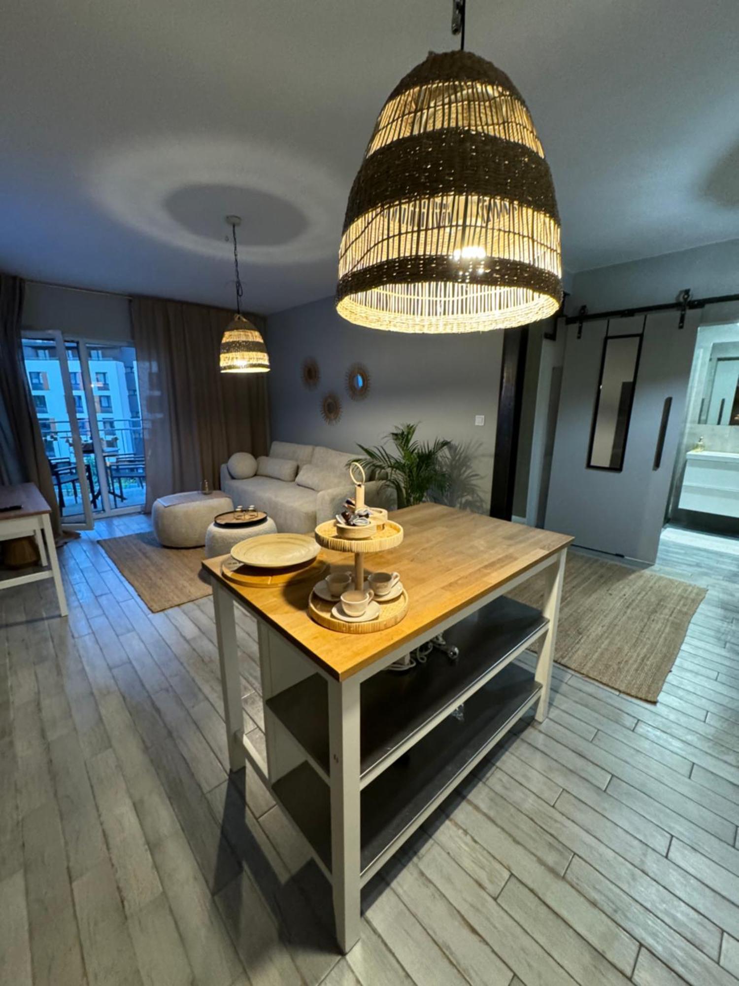 Lux Nowe Ogrody 1 24h Meldowanie Lotnisko Targi