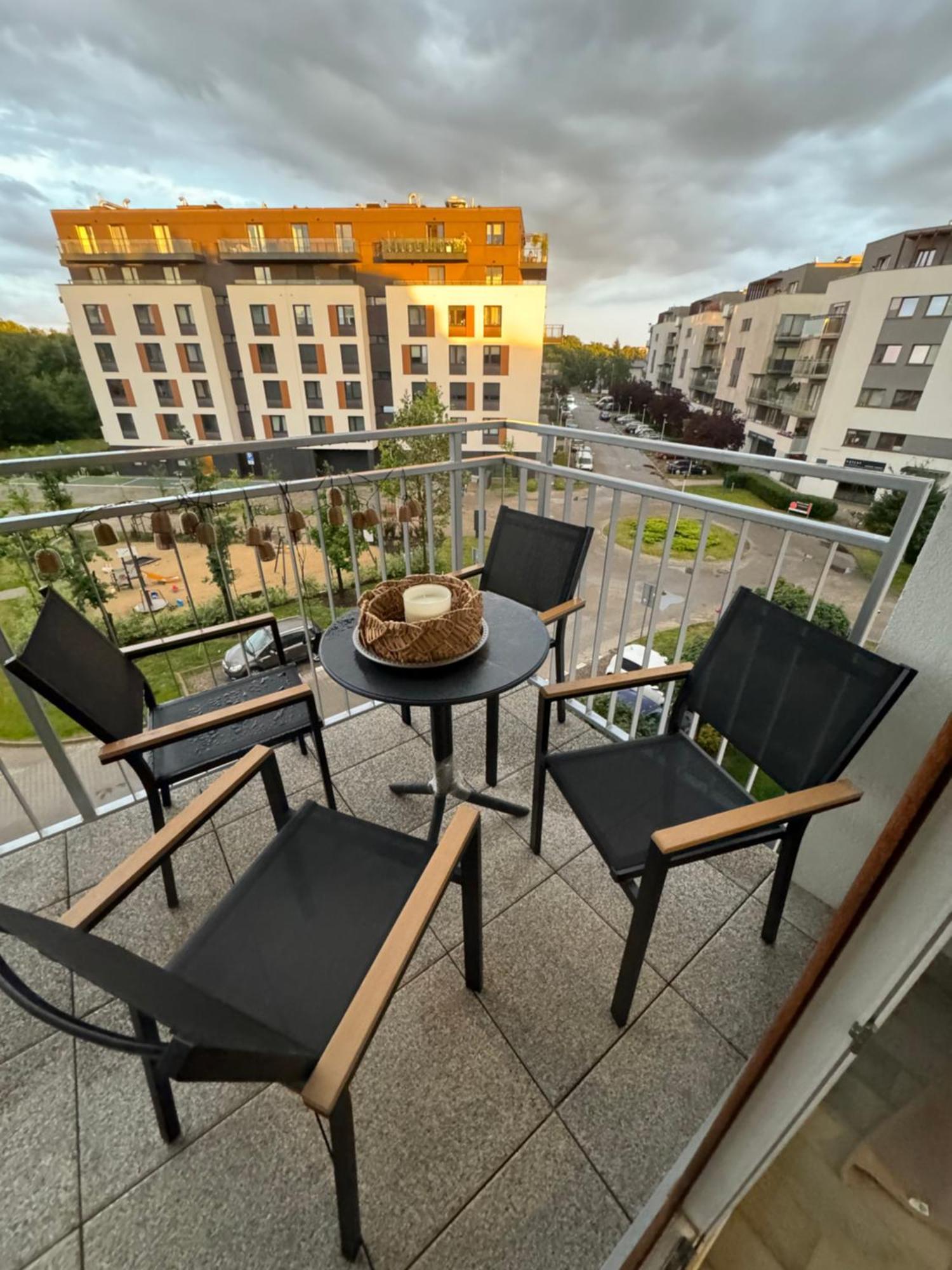 Apartamento Lux Nowe Ogrody 1 24h Meldowanie Lotnisko Targi *